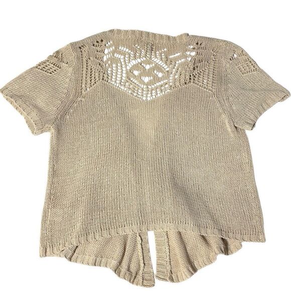 Roz & Ali 1X cropped open cardigan in neutral oatmeal color short sleeve - Picture 5 of 14